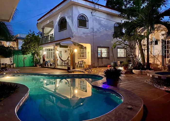 Homestay Casamaya & Diving *