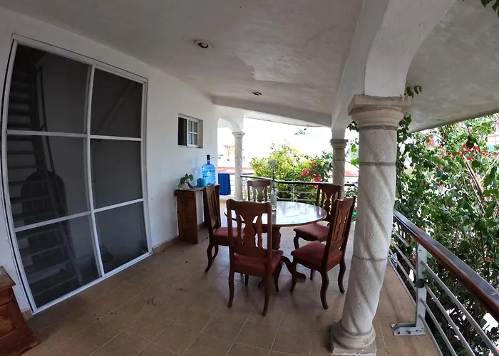 Casamaya & Diving Homestay *